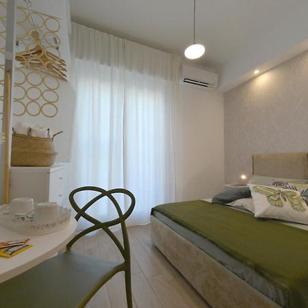 Al Settimo Piano Bed & Breakfast Bari Exterior photo